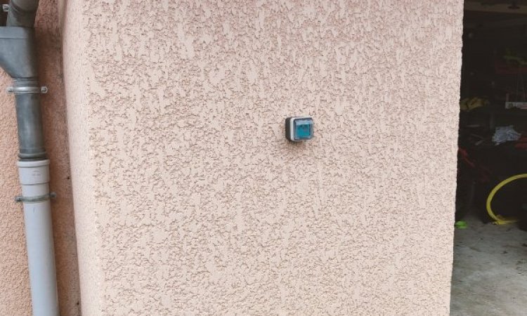Installation d'une prise renforcée à Anse